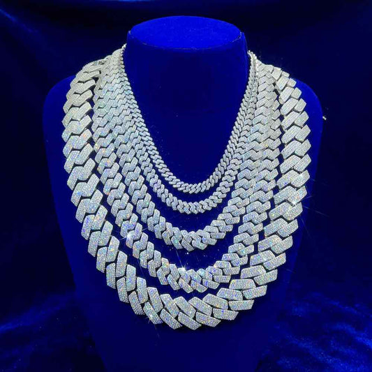 Cuban Link Moissanite Chain (ALL SIZES)