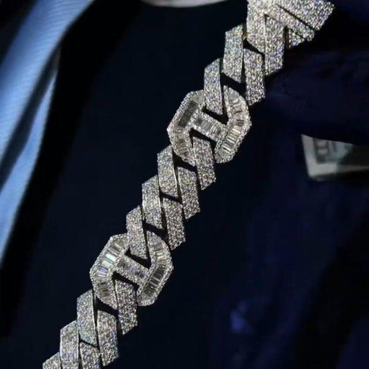 Moissanite Prong Link Bracelet